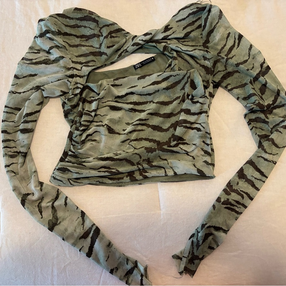 Zara Green Long Sleeve Crop Top